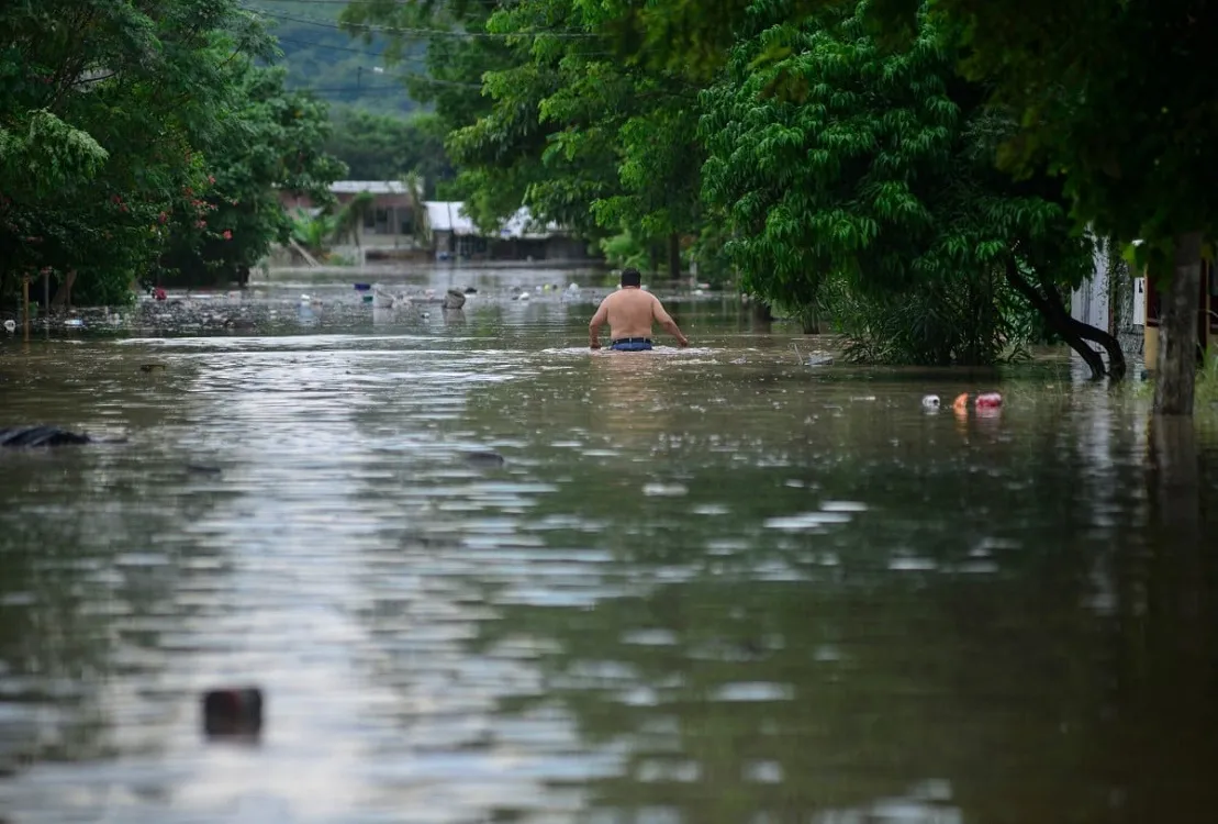 Mexico floods : At least 64 dead, 65 missing in Mexico floods