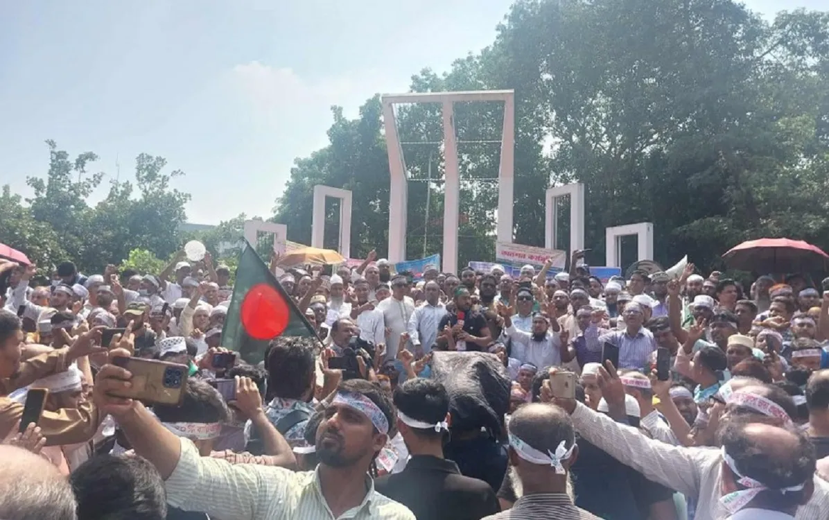 MPO teachers reject govt approval for 5% house rent allowance