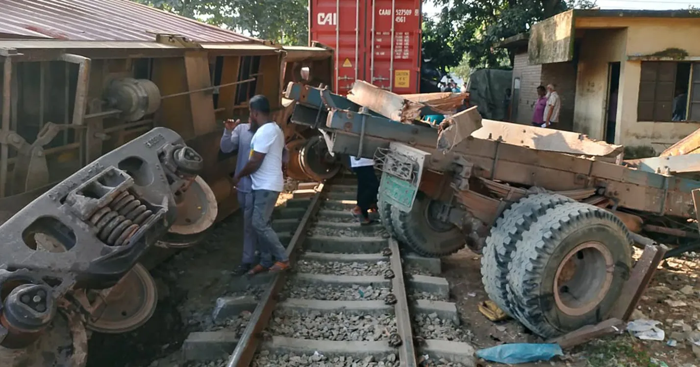 Night Guard Killed in Freight Train-Truck Collision in Chattogram