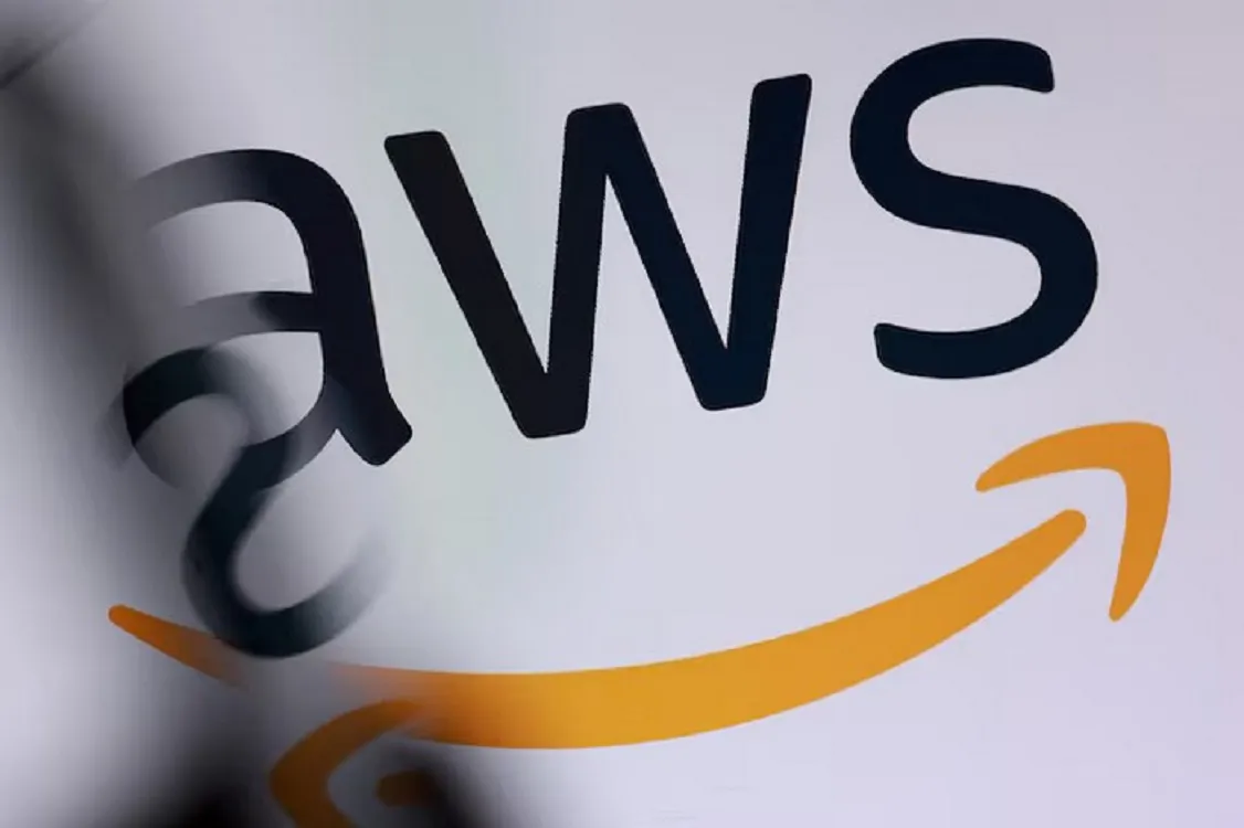 Amazon Shares Jump on AWS Q3 Growth; AI Fuels Cloud Comeback
