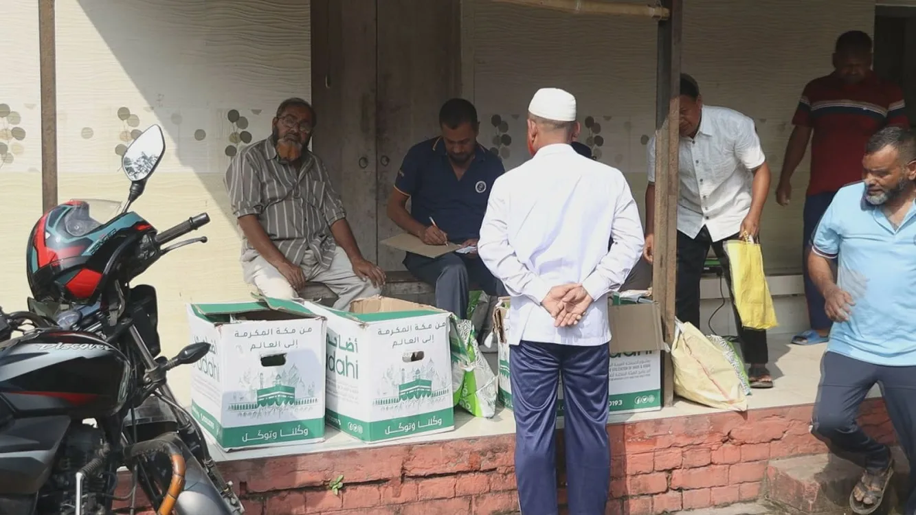 Allegations of looting of lamb meat allocated to the poor and orphans in Pabna against administration officials!