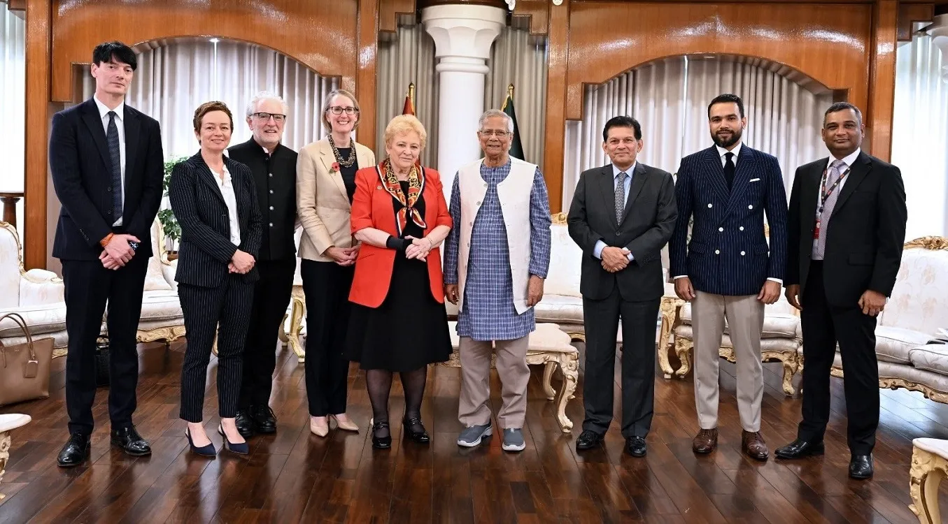 Non-resident Ambassador of Ireland to Bangladesh, Kevin Kelly, and Baroness Nuala O'Loan, the first Police Ombudsman in Northern Ireland called on Chief Adviser Professor Muhammad Yunus at State Guest House Jamuna here today. Photo: PID