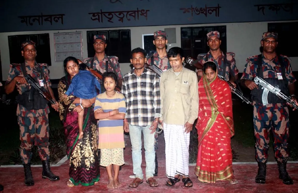 The arrested individuals have been transferred to Phulbari Police Station, and a case has been initiated: Photo Md. Rajab Ali, Phulbari (Dinajpur) Correspondent