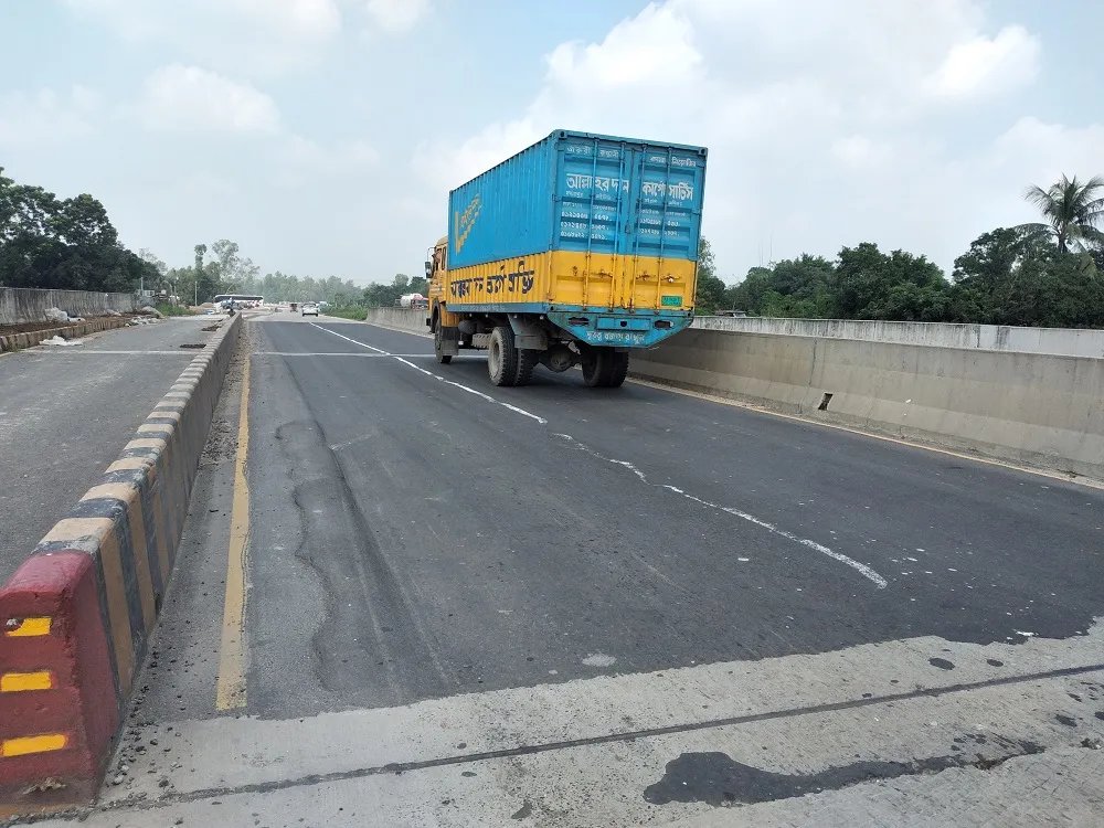 Elenga-Rangpur Highway Project Incomplete, Dangerous; 70 Deaths: Photo HM Mokaddes, Sirajganj