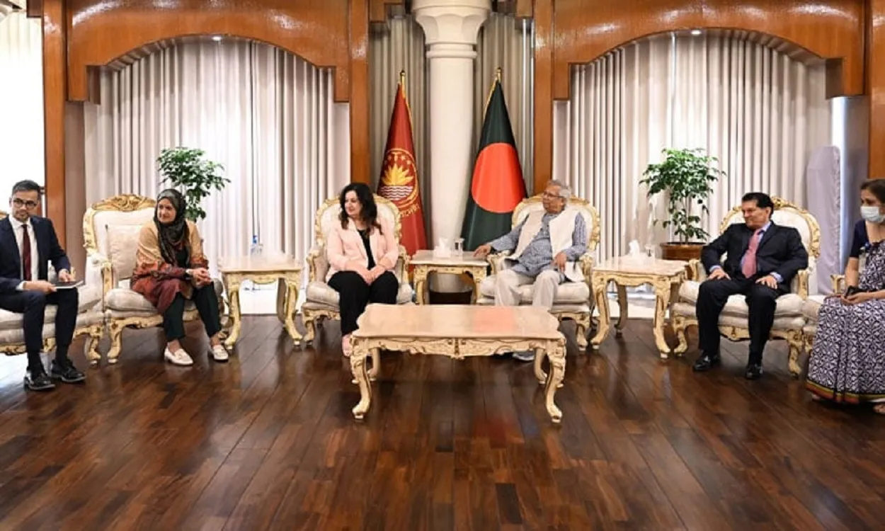 Yunus Briefs to Canadian Delegation on Rohingya Crisis and Upcoming Elections