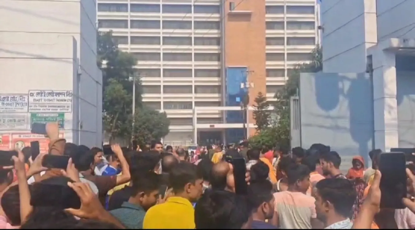 Buildings lean in Gazipur, many become unwell from fear.