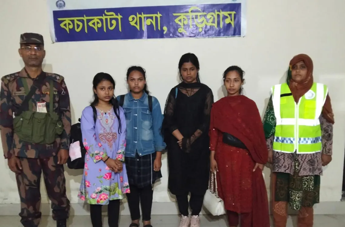 India sends back 4 young women to Kurigram