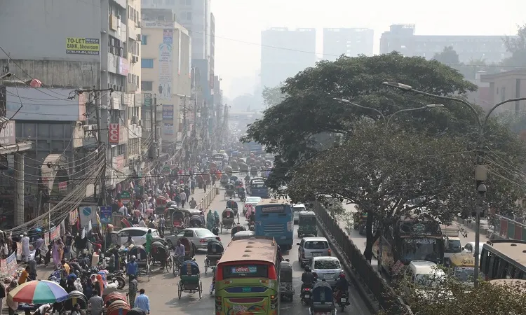 IQAir warns children and the elderly to limit outdoor activities due to severe health risks.: Photo Collected