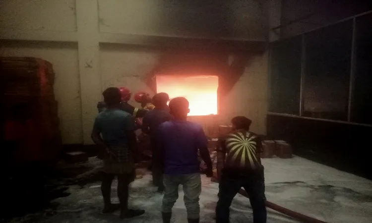 Major Fire Erupts at Ishwardi Rashid Oil Mill factory