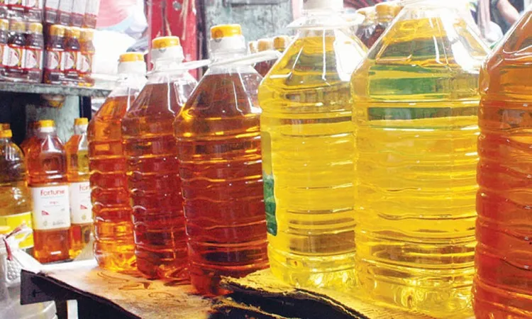 Government Rejects Tk.9 Edible Oil Price Hike by Refiners