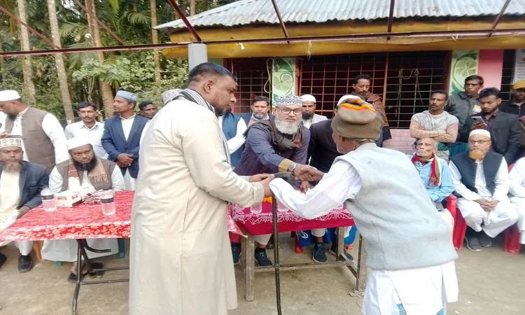Pirojpur-1 Jamaat candidate Masud Sayedee held a public relations meeting with the Hindu community in Indurkani, pledging to establish justice and fairness if elected.