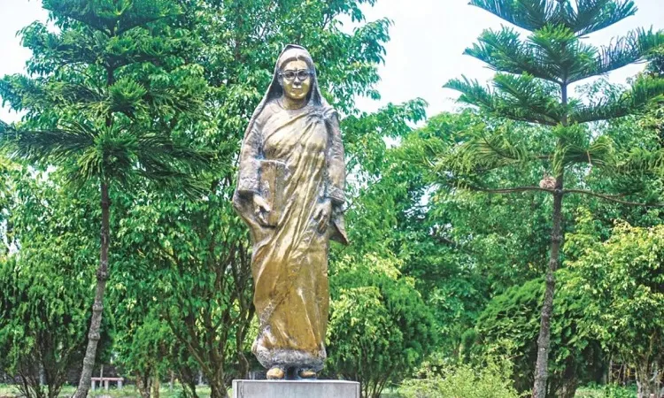 RU Teacher Sparks Outrage Calling Begum Rokeya 'Infidel' on Facebook