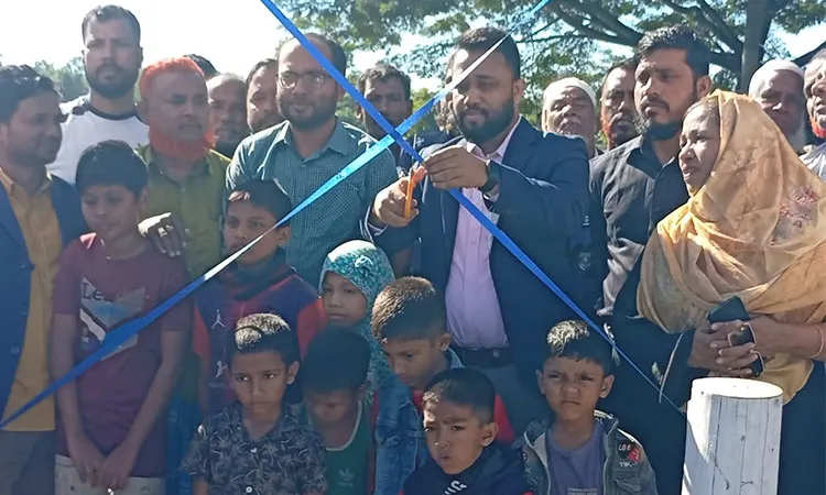 Upazila Executive Officer and Upazila Administrator Md. Rajib Hossain officially inaugurated the bridge: Photo Mohammad Kamaruddin