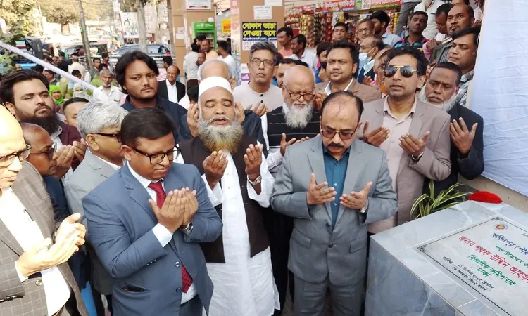 The inauguration ceremony of the market on Thursday afternoon was attended by Deputy Commissioner Kamrul Hasan Molla.