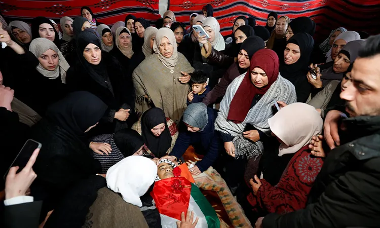 Israeli Settler Kills Palestinian Teenager in West Bank Town of Tuqu' Amid Rising Violence