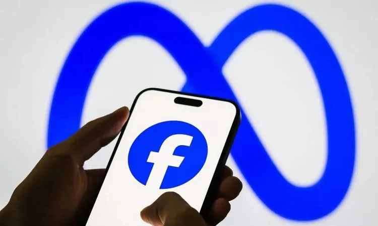 Facebook Tests £9.99 Fee for Users Sharing More Than Two Links