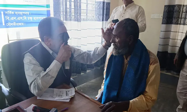 Free Medical services in Dargapasha, Shantiganj