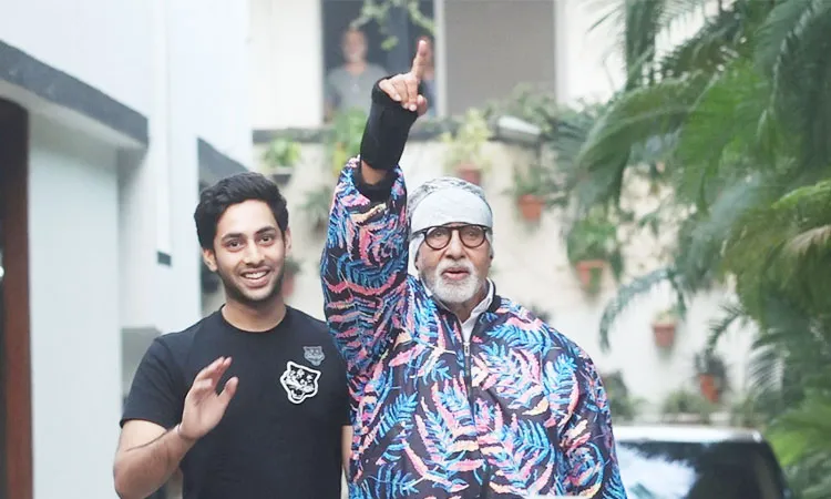 Amitabh Bachchan with grandson Agastya Nanda at his residence in Mumbai: Photo collected