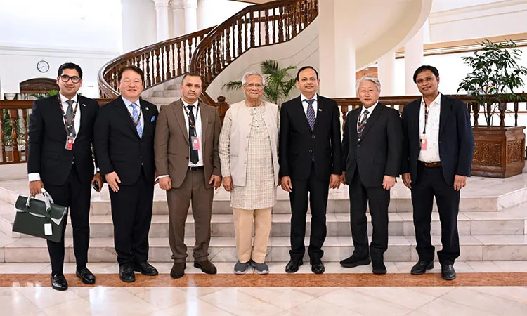Professor Muhammad Yunus met with Japanese security experts: Photo CA's Press wing