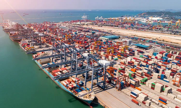 Over 100 ships carrying 4.5m tonnes of cargo are stranded at Chattogram Port : Photo collected