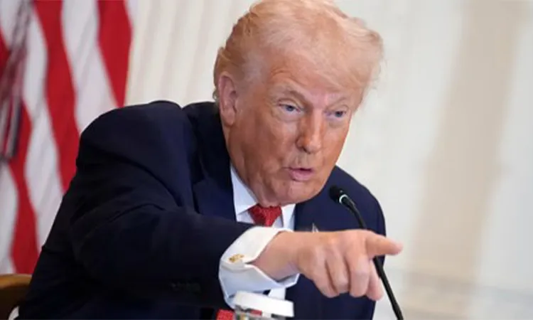 Trump Threatens Tariffs as Greenland Annexation Push Intensifies