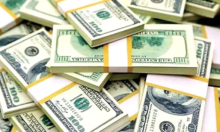 Bangladesh Remittances Surpass $2.1 Billion in First 19 Days of January