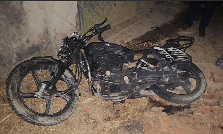 Jamaat's 'Yes' vote campaign meeting attacked in Chauddagram, freedom fighter's car vandalized