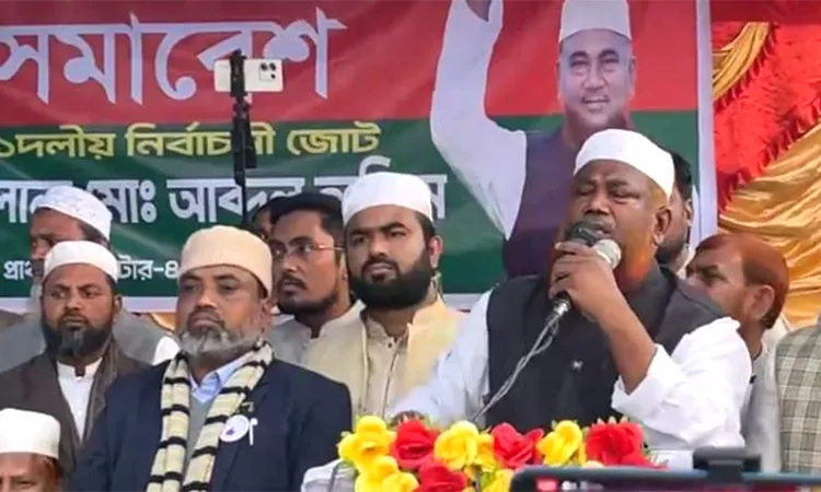 Abdul Hakim Leads Massive Election Rally, Holds Roadside Meeting