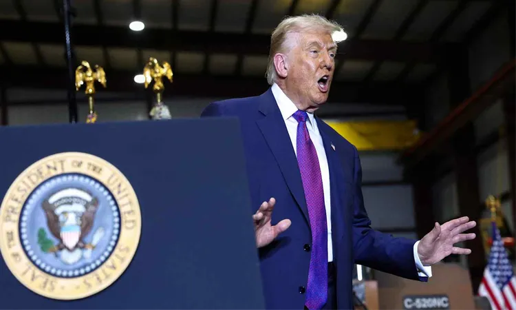 Trump reiterated that Iran must not acquire nuclear weapons: Photo collected