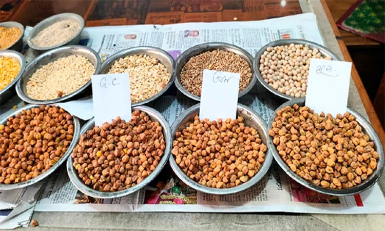 Chickpea prices in Chittagong have dropped ahead of Ramadan due to higher imports and good harvests in Australia.