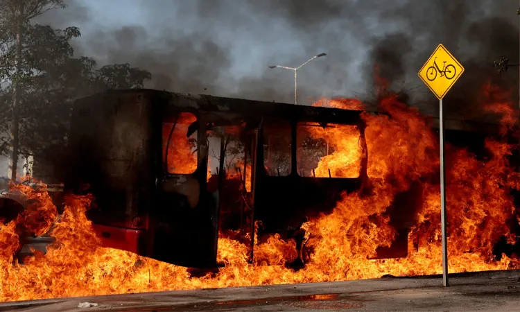 A bus set on fire in Zapopan: Photo collected