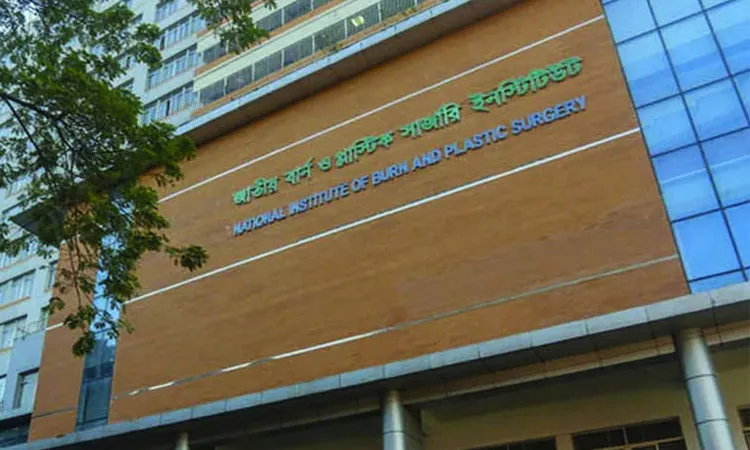 Victims were taken to Dhaka’s burn institute with severe injuries.