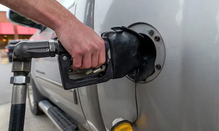 Oil Prices Surge as Middle East Conflict Fears Grow