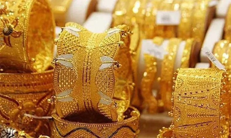 Gold prices slashed by over Tk 9,000 per bhori