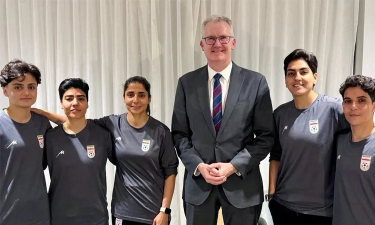 The five players—Zahra Sarbali Alishah, Mona Hamoudi, Zahra Ghanbari, Fatemeh Pasandideh, and Atefeh Ramezanizadeh.