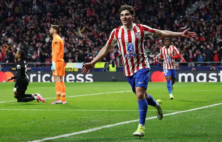 Atletico Madrid's Julian Alvarez celebrates scoring their fifth goal