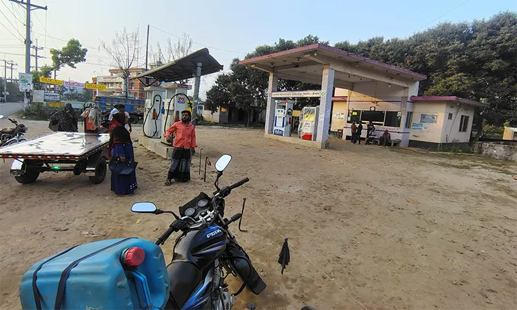 Fuel oil crisis in Satkhira