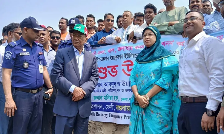 “If canals are not restored, waterlogging will increase and flood risks will rise,” Abdul Awal Mintu said.