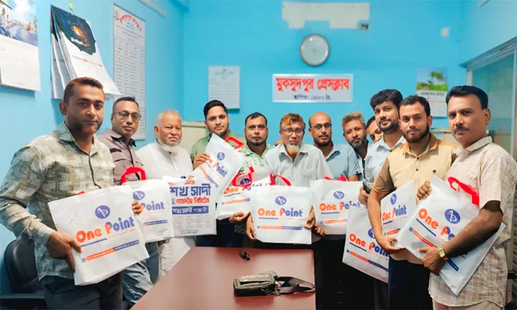 Muksudpur Press Club Spreads Eid Joy
