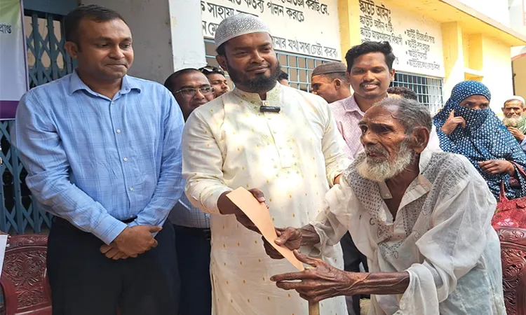 Narail-2 MP Distributes PM’s Eid Cash Support in Sadar Upazila