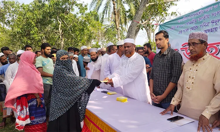 The event took place on Wednesday afternoon at the Paikgachha Lona Pani Kendra auditorium.