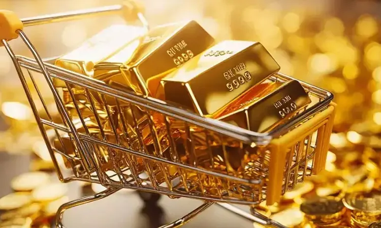 Gold Prices Drop Tk 15,338 Per Bhori in a Day After Two Cuts