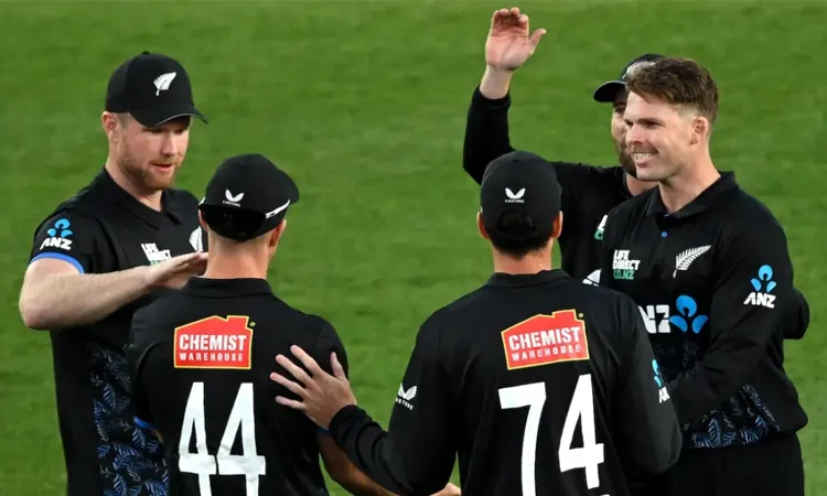 New Zealand take a 2-1 lead in the T20I series against South Africa.