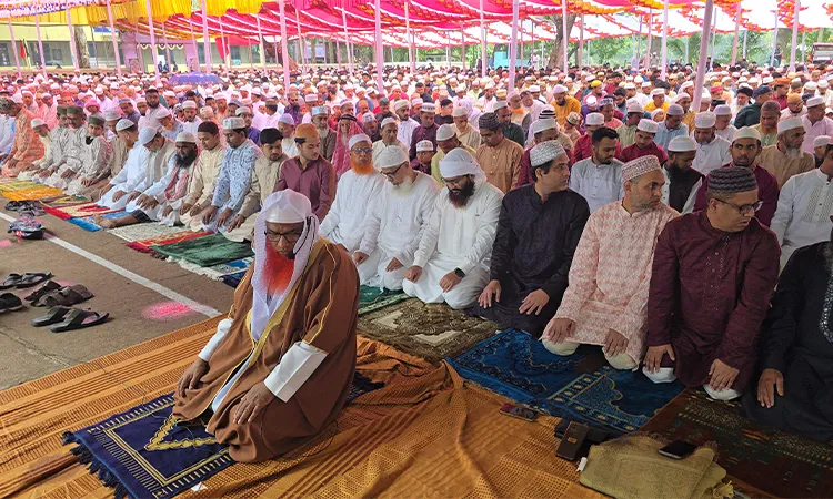 Eid-ul-Fitr Prayers Held in Faridpur Despite Rain and Cloudy Weather