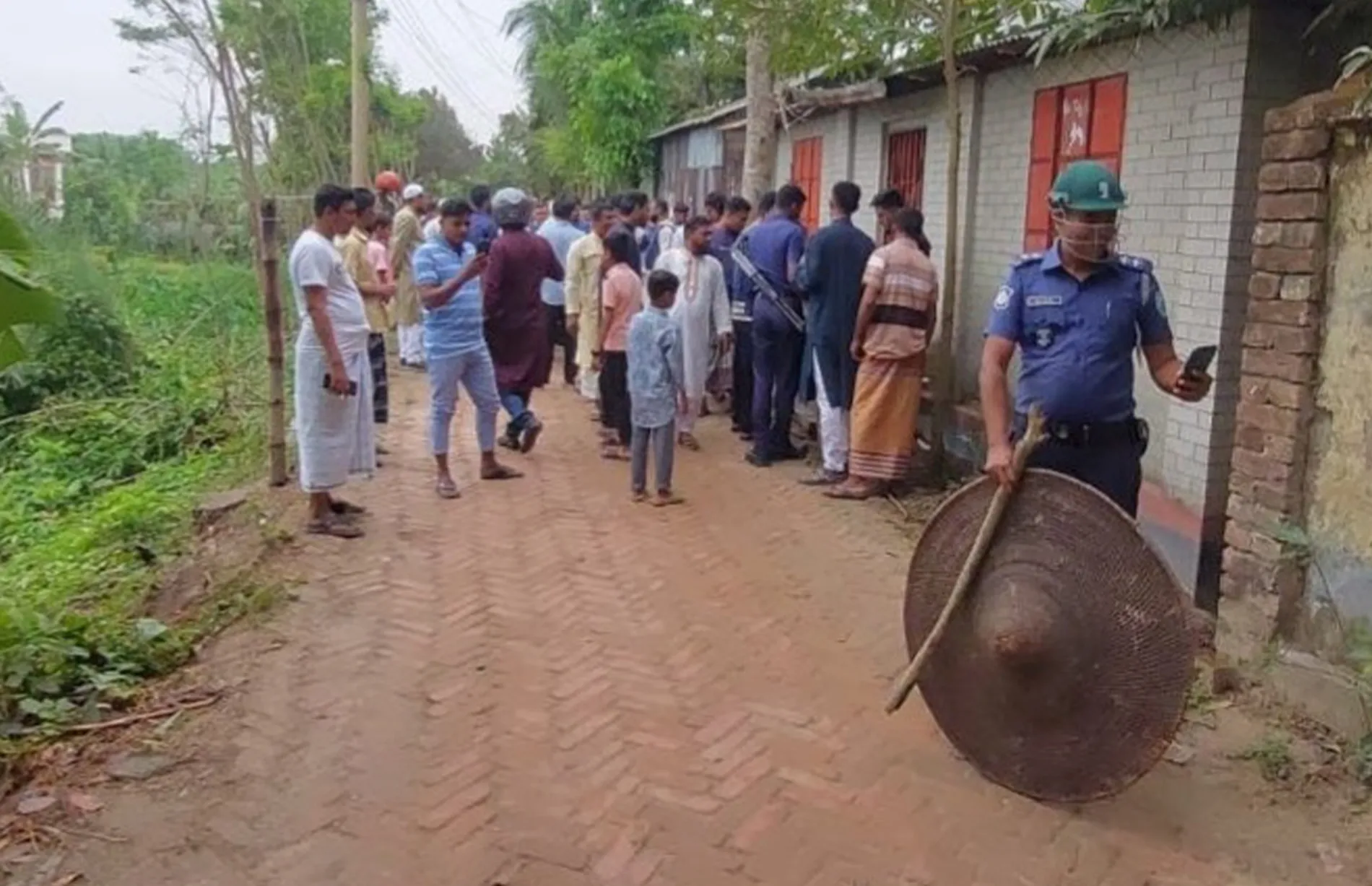 The incident took place in Gopinathpur village under Hamirdi union on Saturday