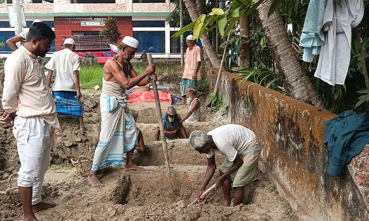 Funeral prayers for the victims were held after Friday Jumma prayers