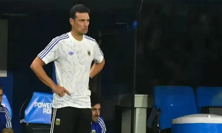 Argentina Struggles to 2-1 Win: Scaloni Admits Poor Performance