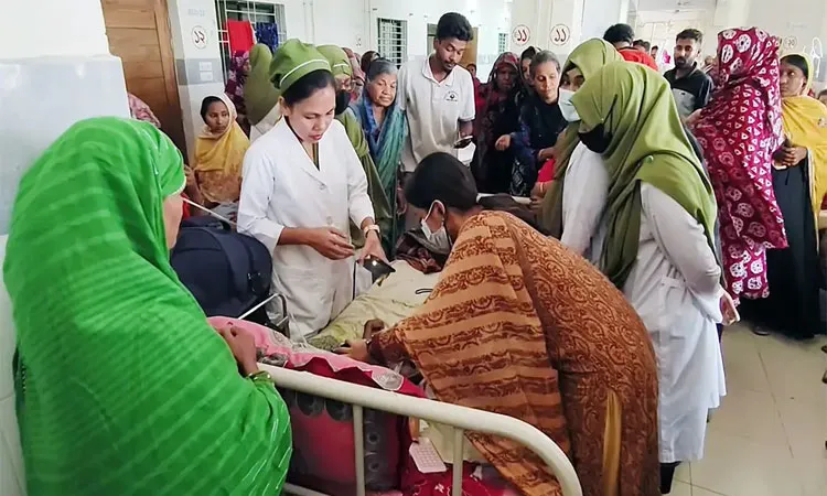 Hospital officials confirmed that both children were suffering from measles complications, including pneumonia.