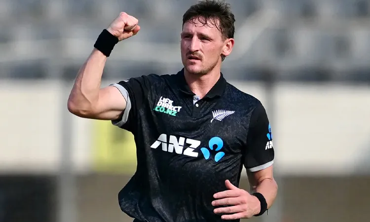 Bangladesh Batting Collapse Gives New Zealand 1-0 Lead in ODI Series