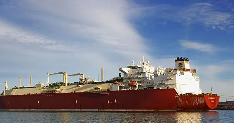 5 Ships with 164,000 Tons of Fuel Arriving in Chattogram